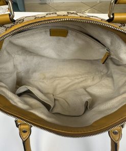Borsa Gucci Sukey 2-Way Shoulder Bag in Tela Beige e Pelle Gialla - immagine 12