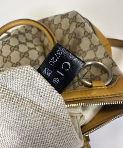 Borsa Gucci Sukey 2-Way Shoulder Bag in Tela Beige e Pelle Gialla - immagine 10