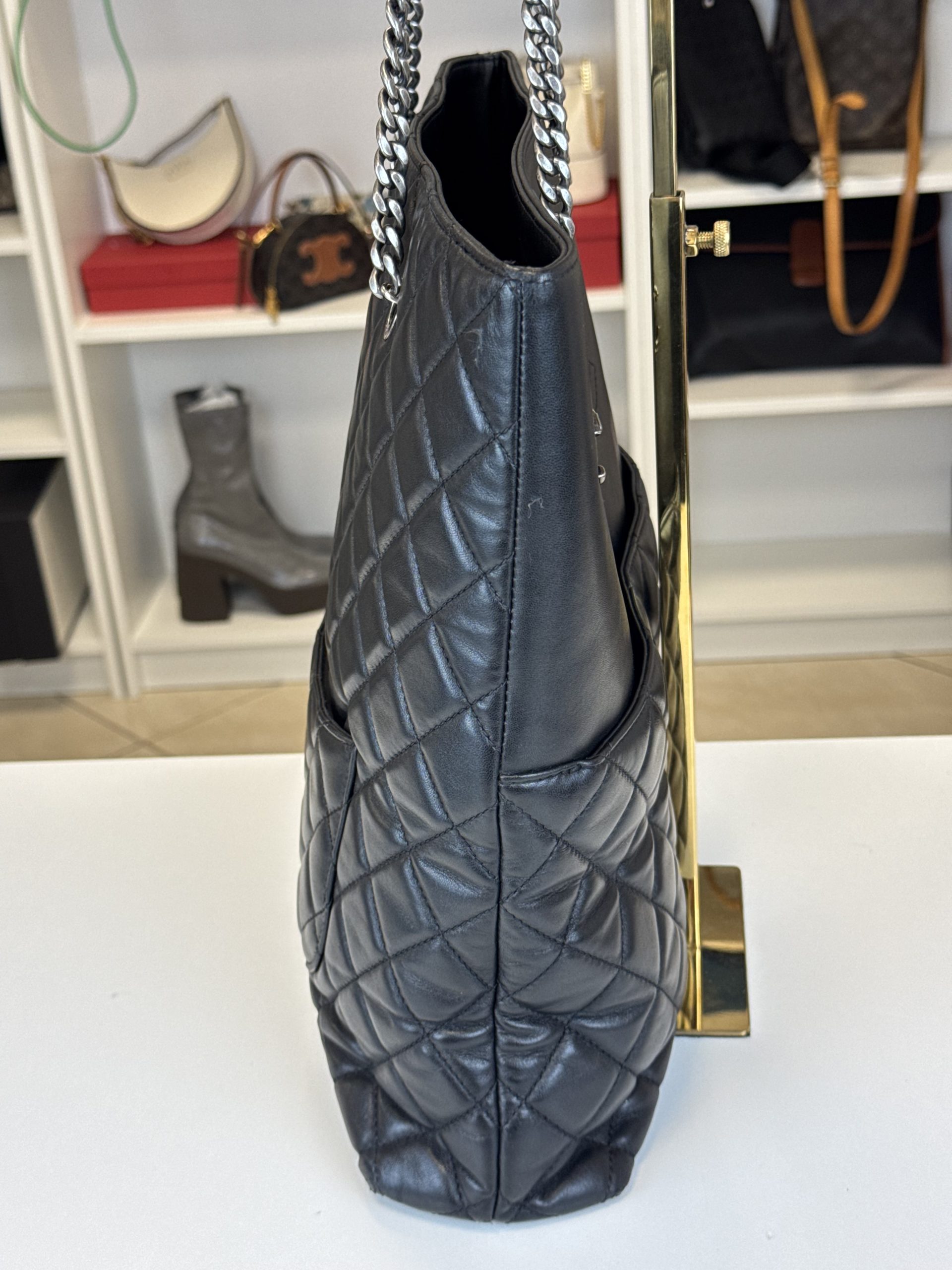 Borsa Chanel Urban Delight Tote Nera - immagine 14