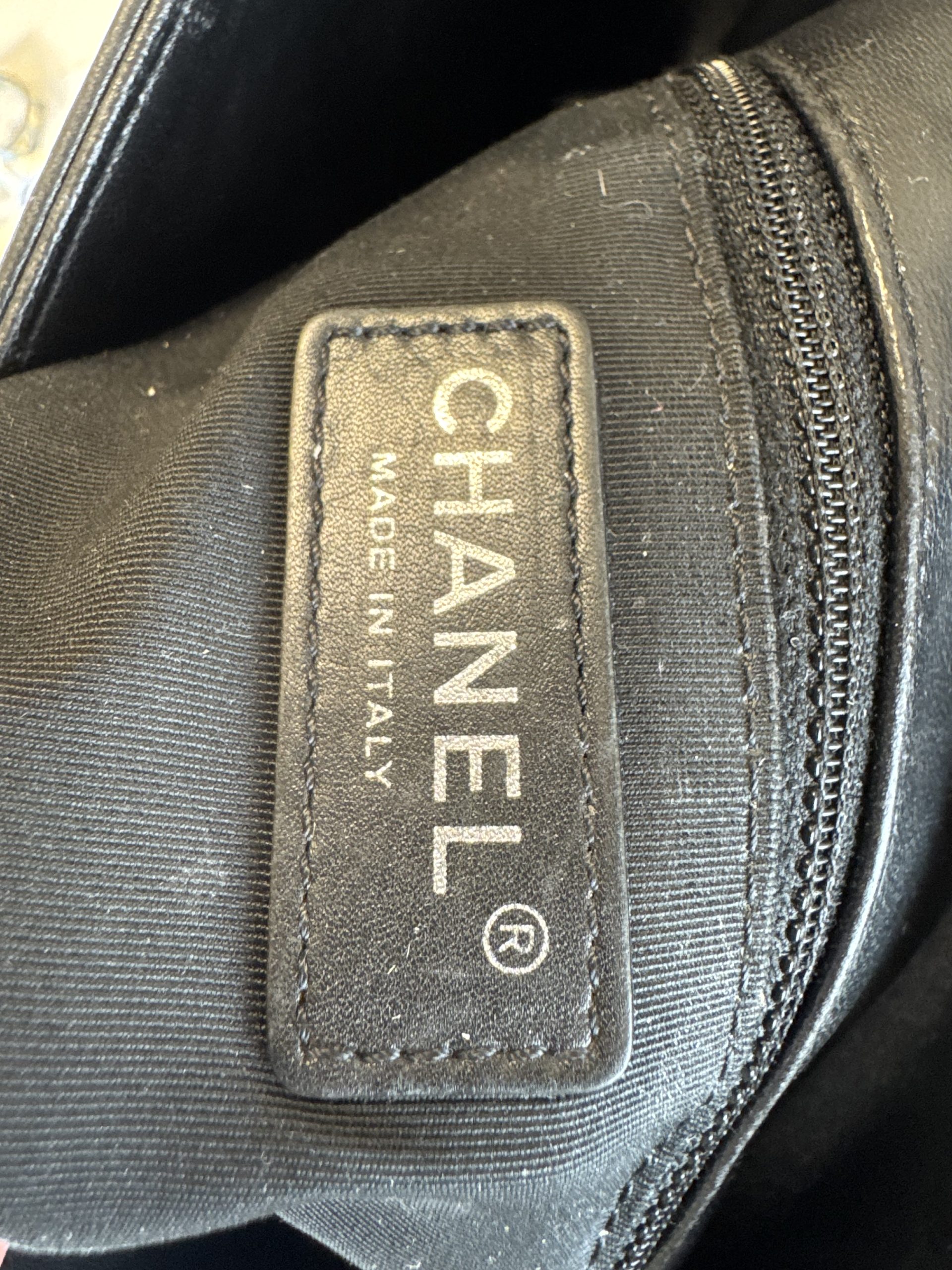 Borsa Chanel Urban Delight Tote Nera - immagine 4