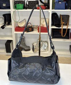 Alternative view of Borsa Chanel Paris Biarritz Hobo Nera