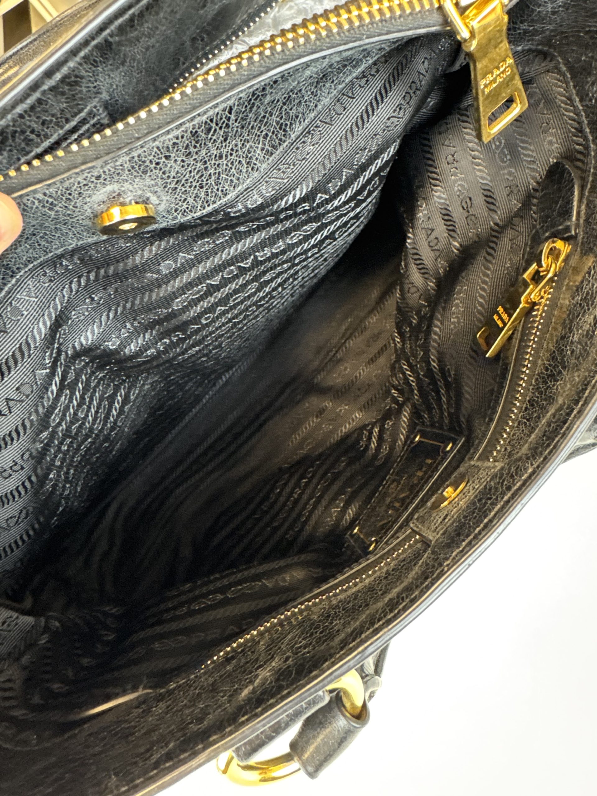 Borsa Prada in Pelle Shine Nera - immagine 9
