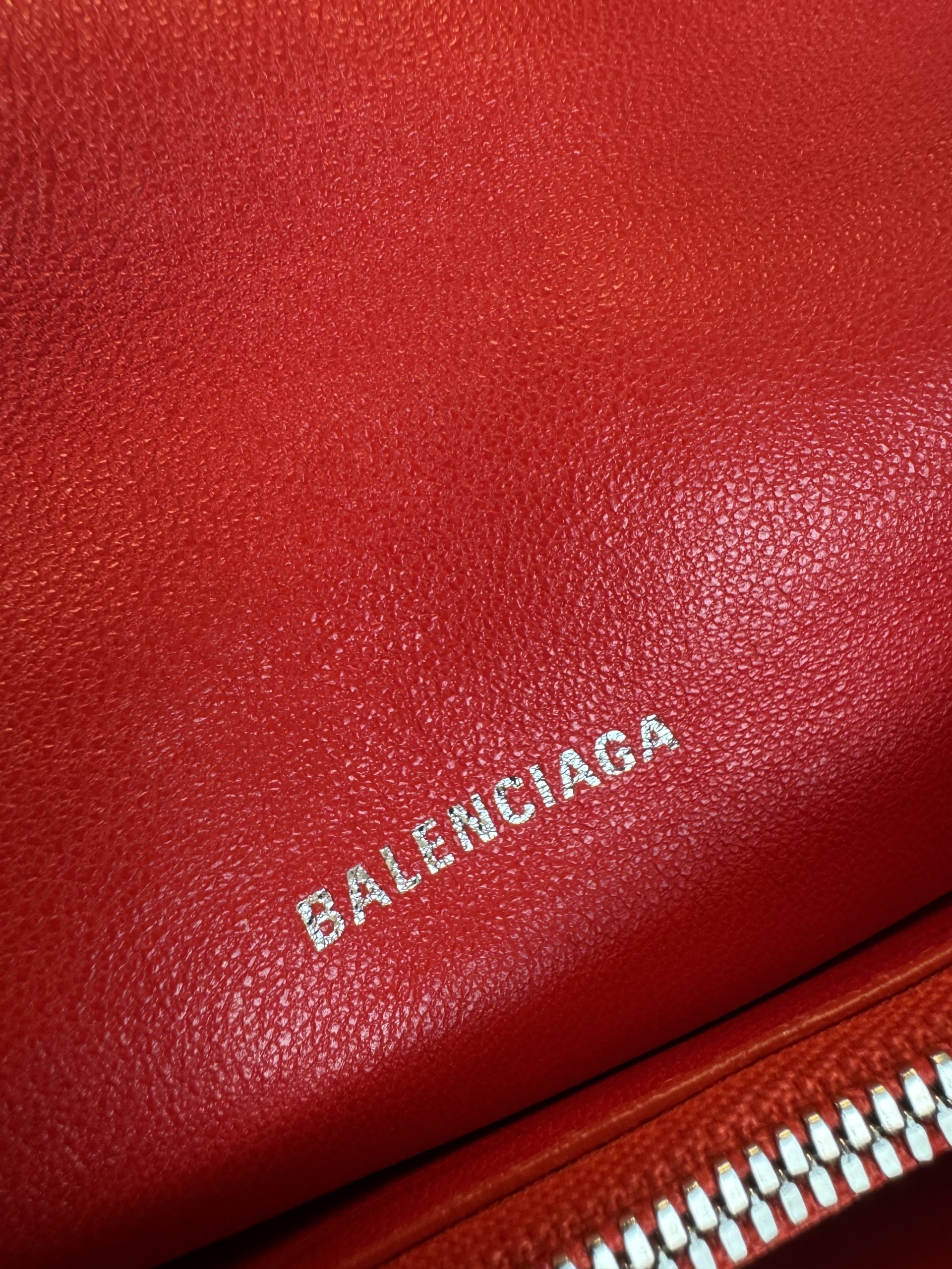 Borsa Balenciaga Crush in Pelle Rossa - immagine 6