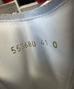 Sneakers Alexander McQueen Oversize Bianche con Dettagli Neri - immagine 5